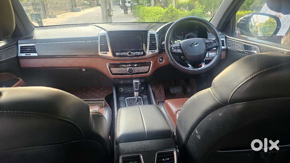 Mahindra Alturas G4 4x2 At, 2023, Diesel