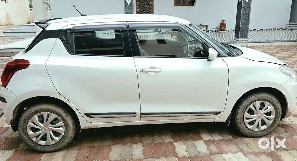 Swift Petrol Manual 2019