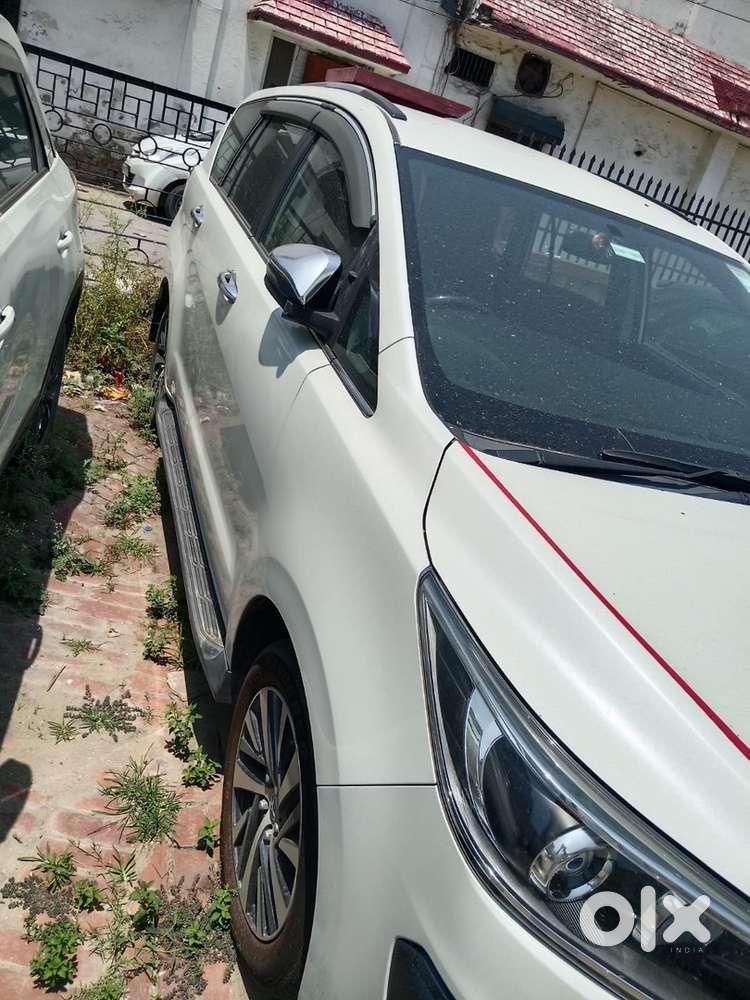 Toyota Innova Crysta 2022