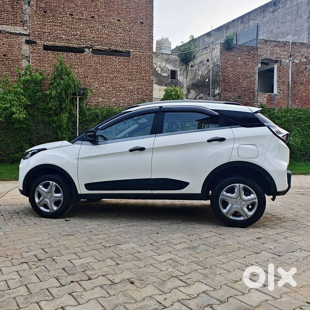 Tata Nexon 1.2 Revotron Xm, 2020, Petrol