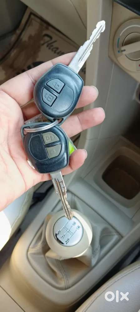 Maruti Suzuki Swift Dzire 1.2 Vxi Bsiv, 2012, Cng & Hybrids