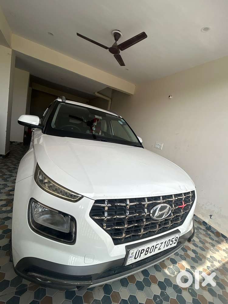 Hyundai Venue Petrol Manual 2021