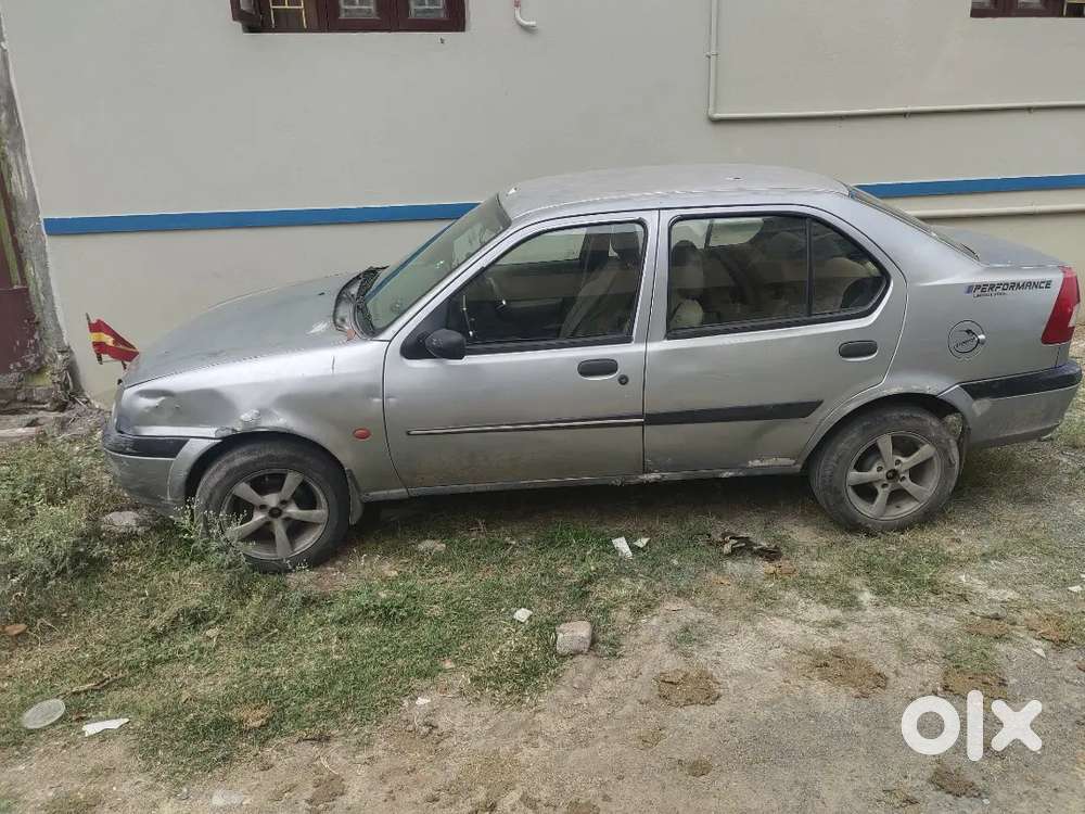 Ford Ikon 1.3l 2005 Km Driven