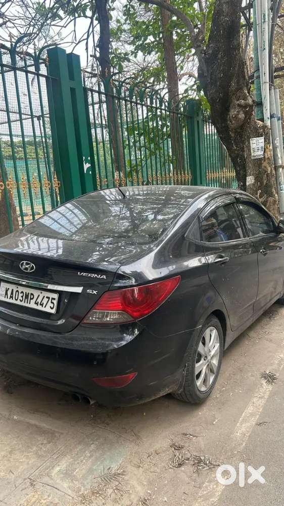 Hyundai Verna Fluidic 2011 Diesel 110000 Km Driven