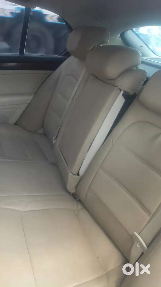 Skoda New Superb 2011