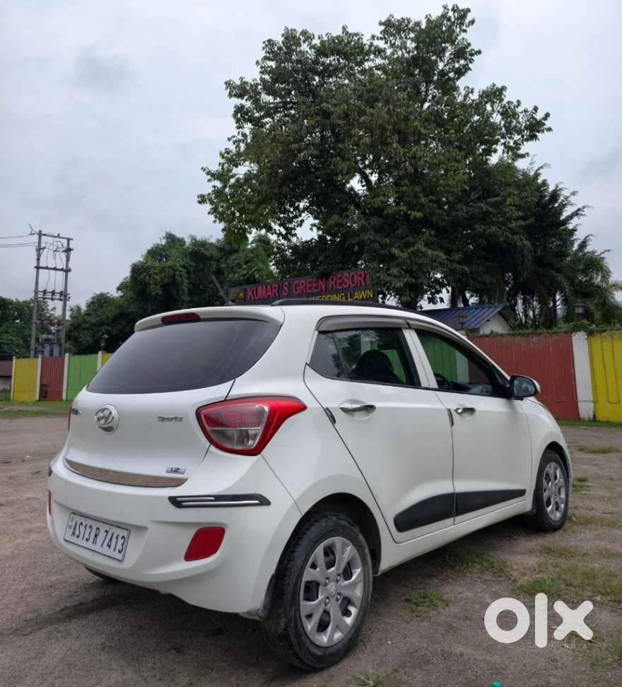 Hyundai Grand I10 Sportz, 2014, Petrol