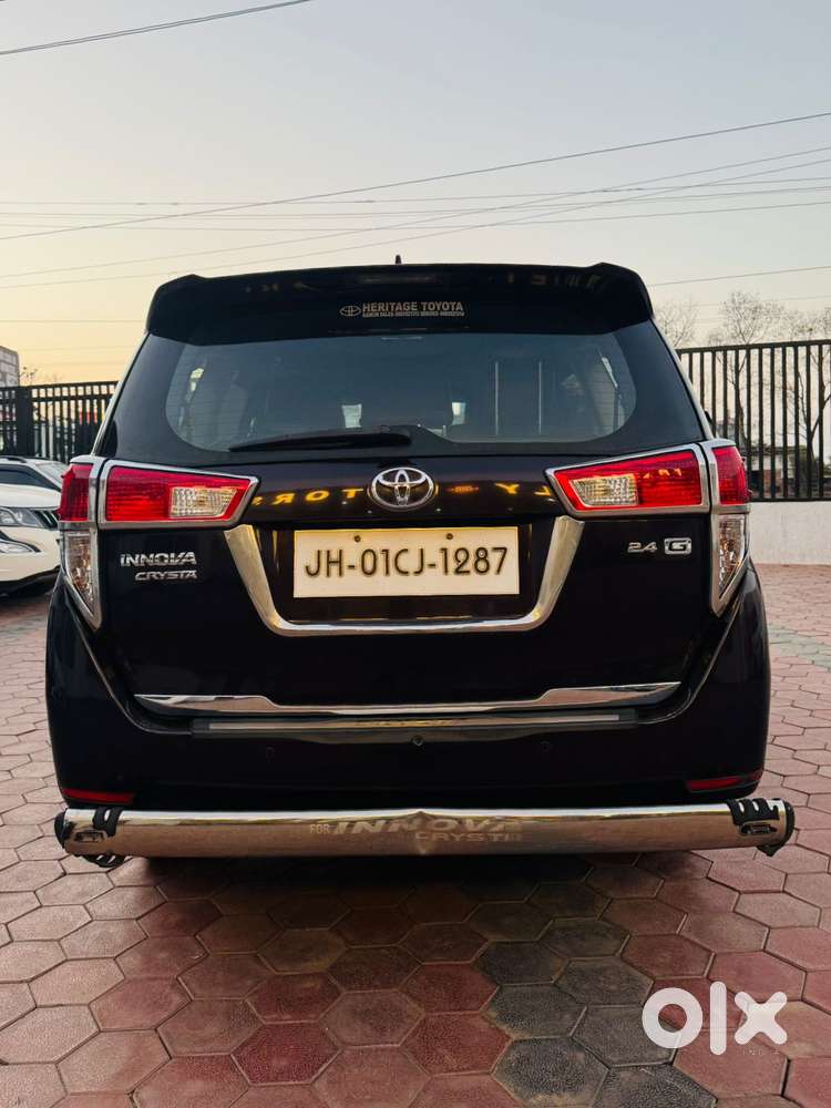 Toyota Innova Crysta 2.4 V 7 Str, 2017, Diesel