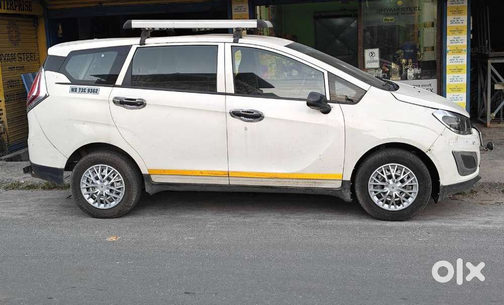 Mahindra Marazzo M4 8str, 2019, Diesel