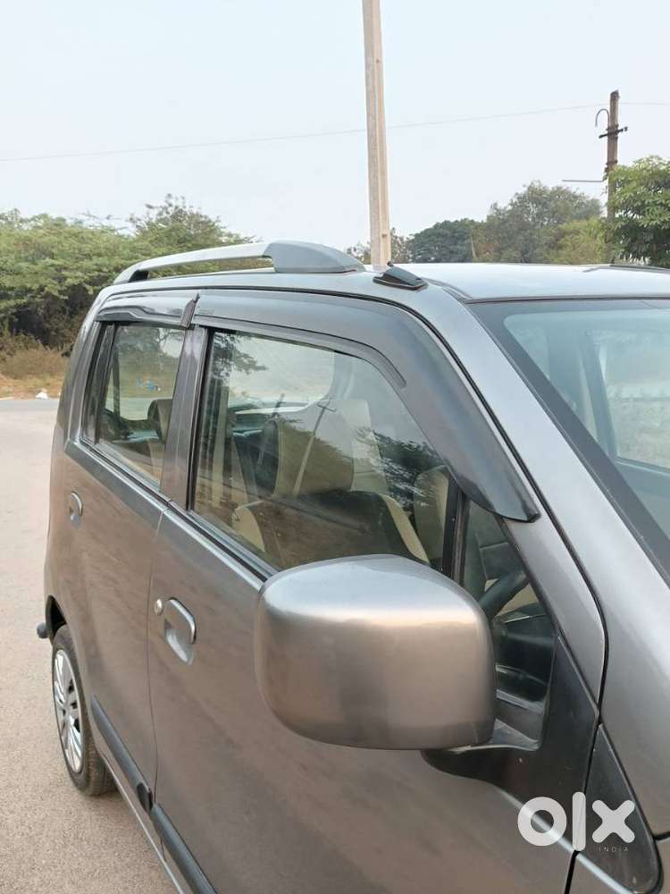 Maruti Suzuki Wagon R Vxi 1.0, 2016, Petrol