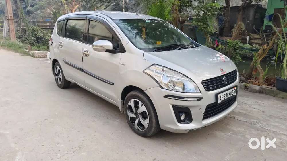 Maruti Suzuki Ertiga 2013 Diesel 142000 Km Driven