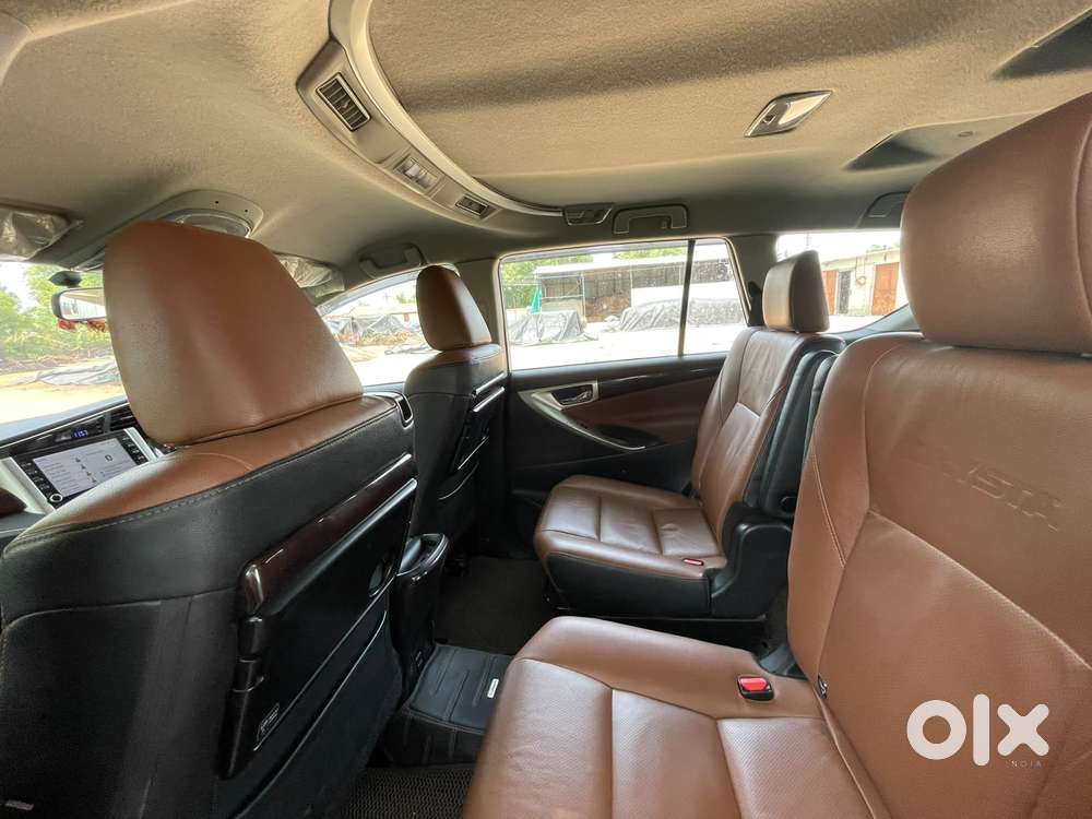 Toyota Innova Crysta [2020-ongoing] 2.4 Zx At 7 Str, 2022, Diesel