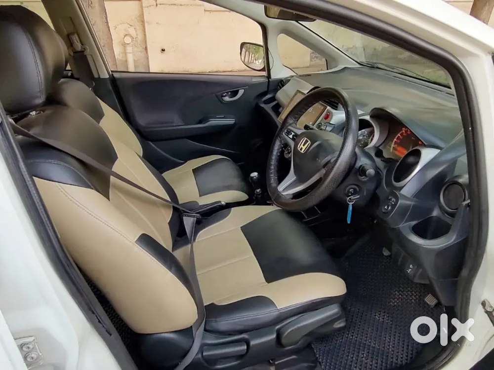 Honda Jazz 2013 Petrol Well Maintained