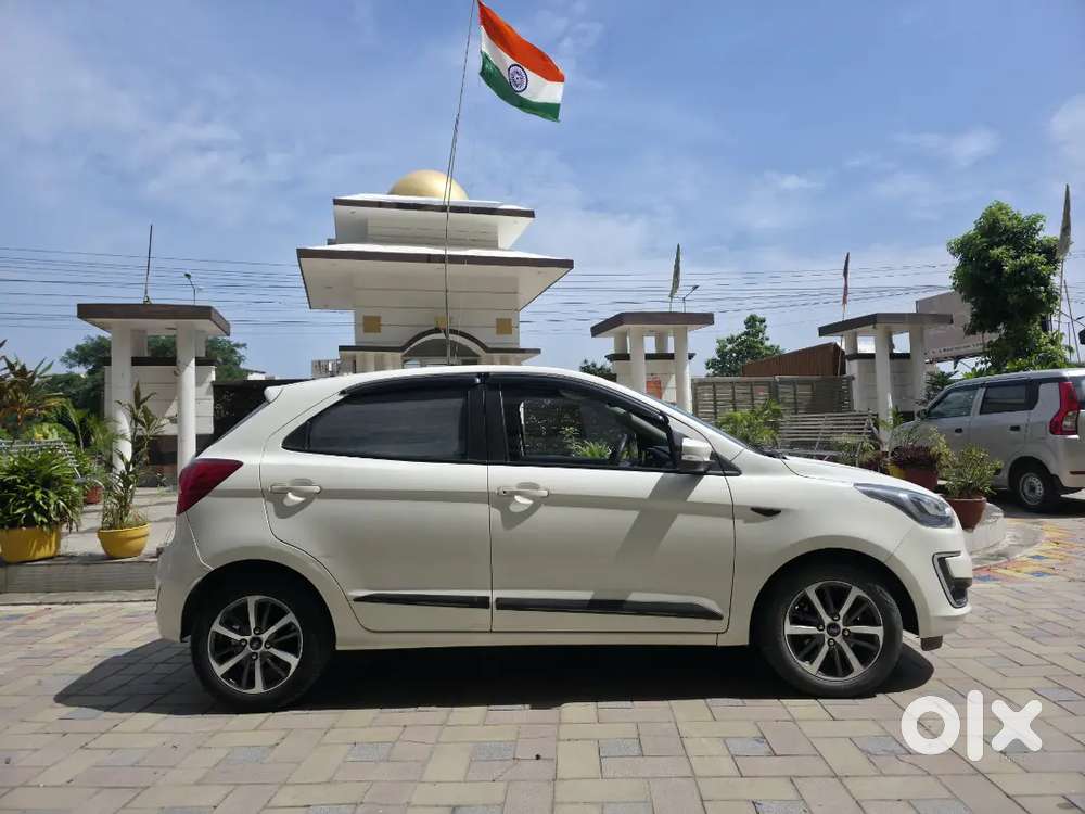 Ford Figo 1.2l Titanium + At (top Model)