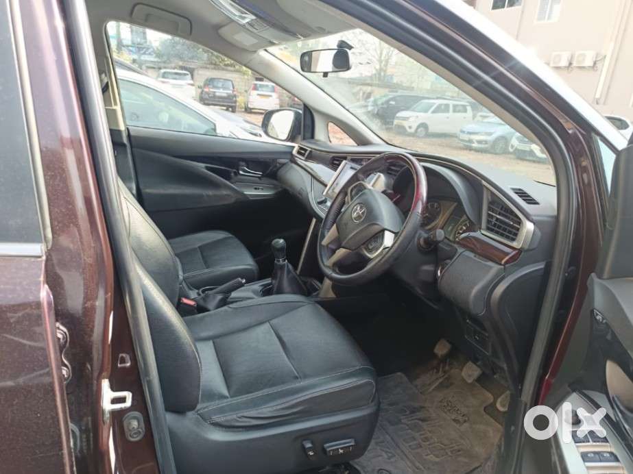 Toyota Innova Crysta 2.4 Z 7 Str, 2016, Diesel