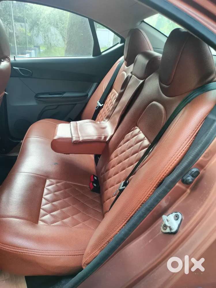 4 Lakhs, Full Service Only @ Hyson Motors Kodungallur