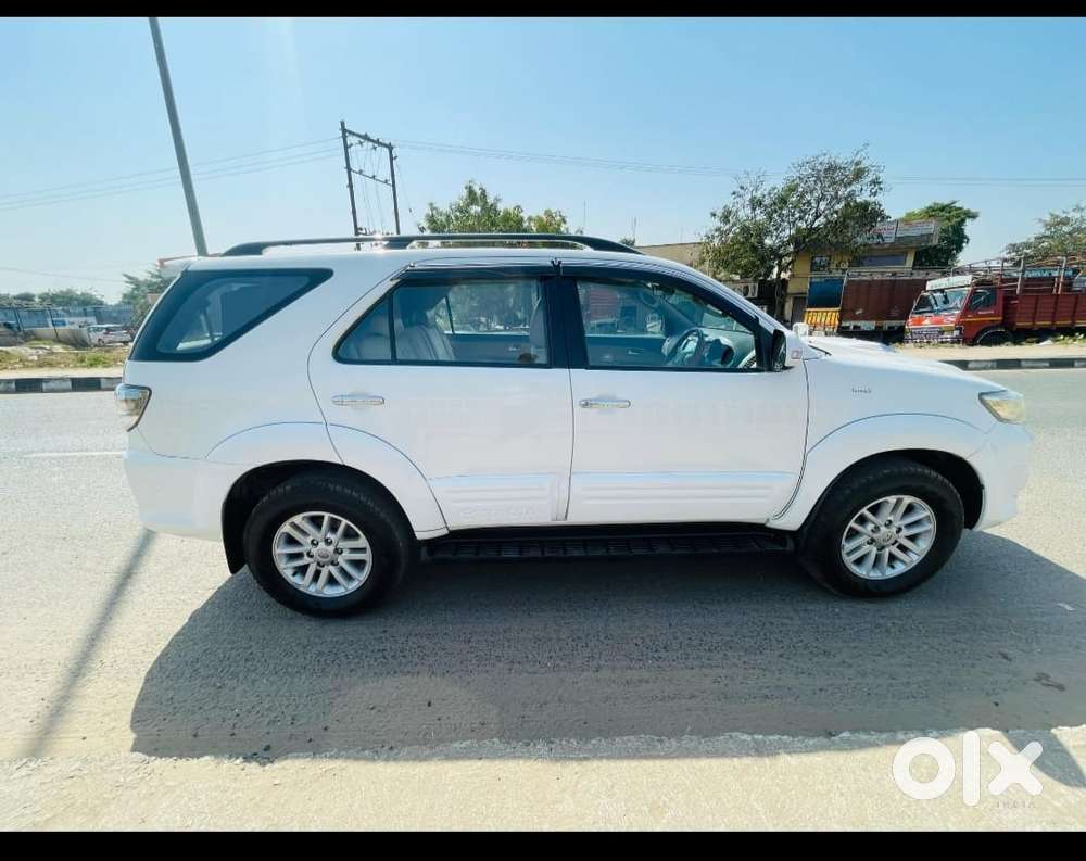 Toyota Fortuner 3.0 4x2 Automatic, 2013, Diesel