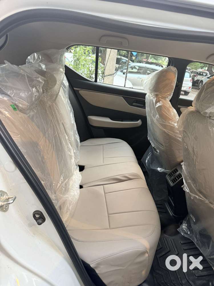 Honda Elevate V Mt, 2025, Petrol