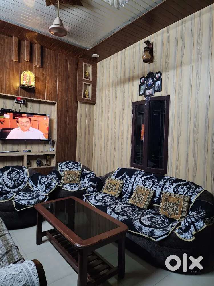 5 Seater Sofa Set with Glass Top Table