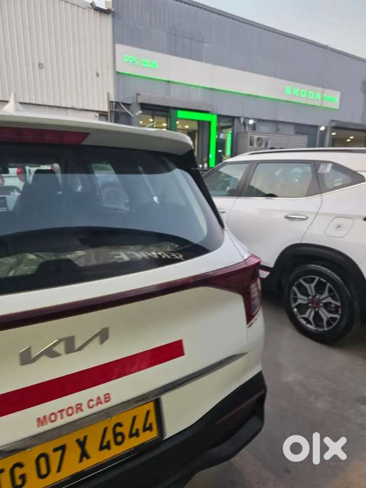 Kia Carens G 2026 Hybrid Manual
