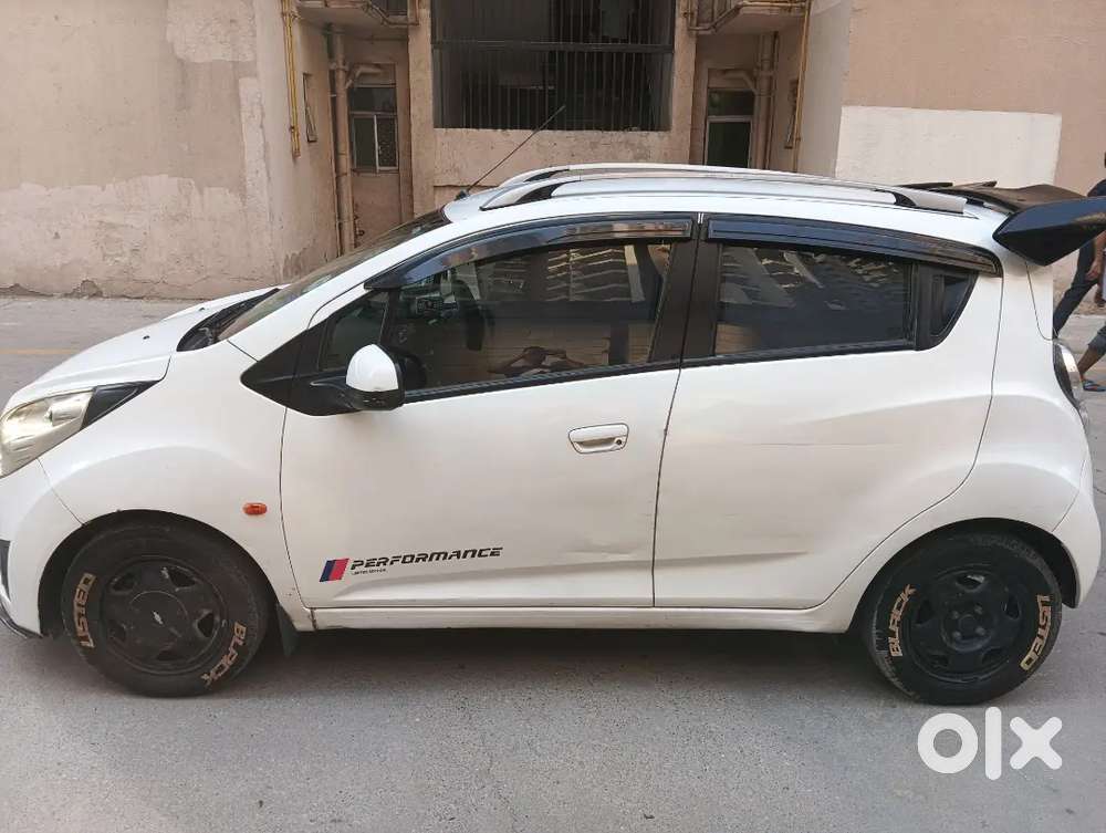 Chevrolet Beat Top Lt Cng + Petrol