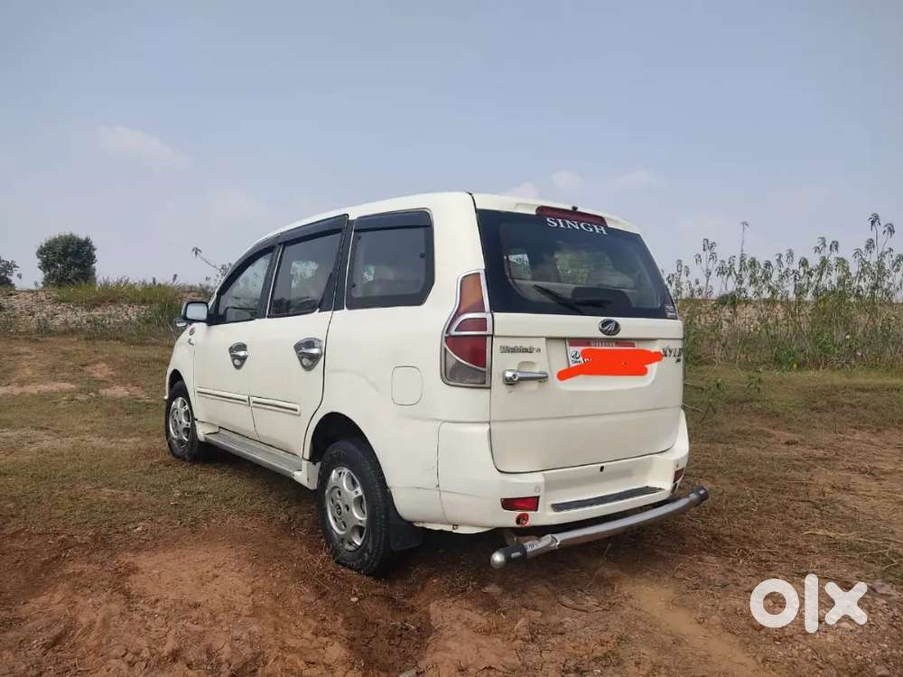 Mahindra Xylo Available