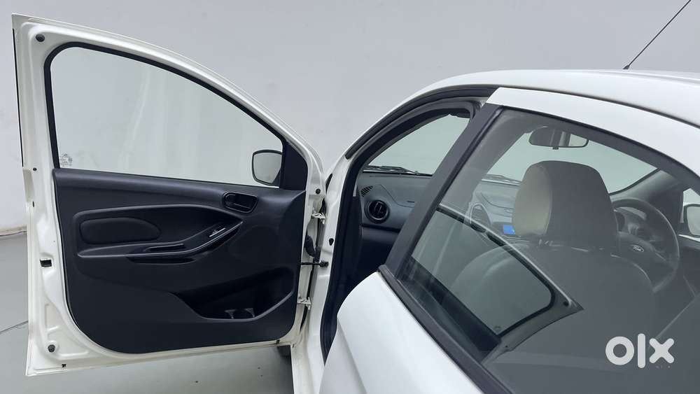 Ford Figo Titanium, 2021, Petrol