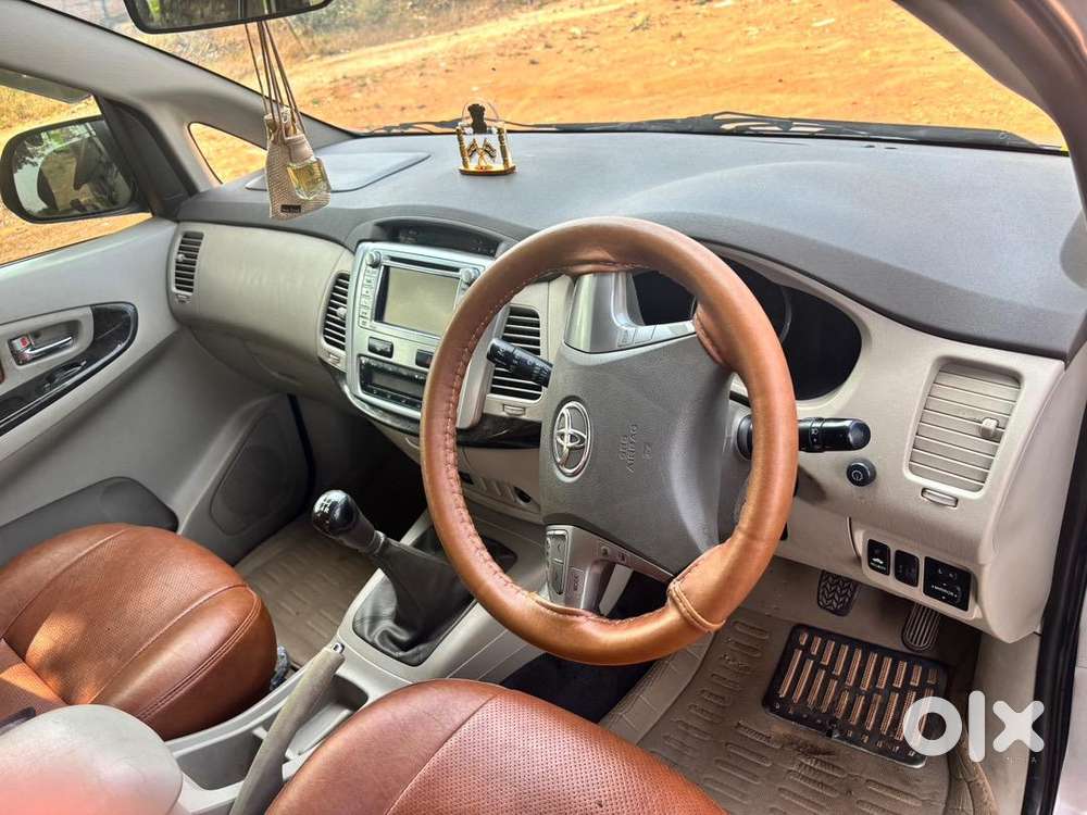 Toyota Innova 2013 Diesel Well Maintained