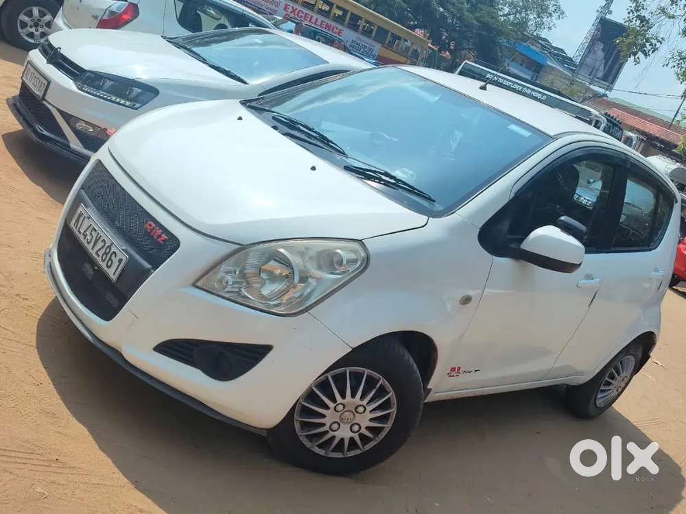 Maruthi Suzuki Ritz
Mint Condition.
Petrol/cng
New Tyres