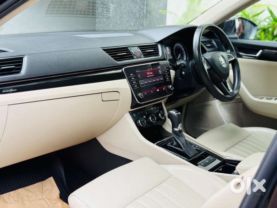 Skoda Superb 2.0 L&k Tsi At, 2019, Petrol