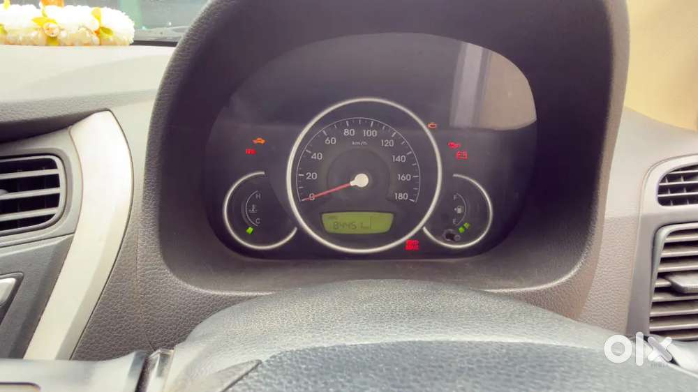 Hyundai Eon Magna+ 2015 Petrol Manual