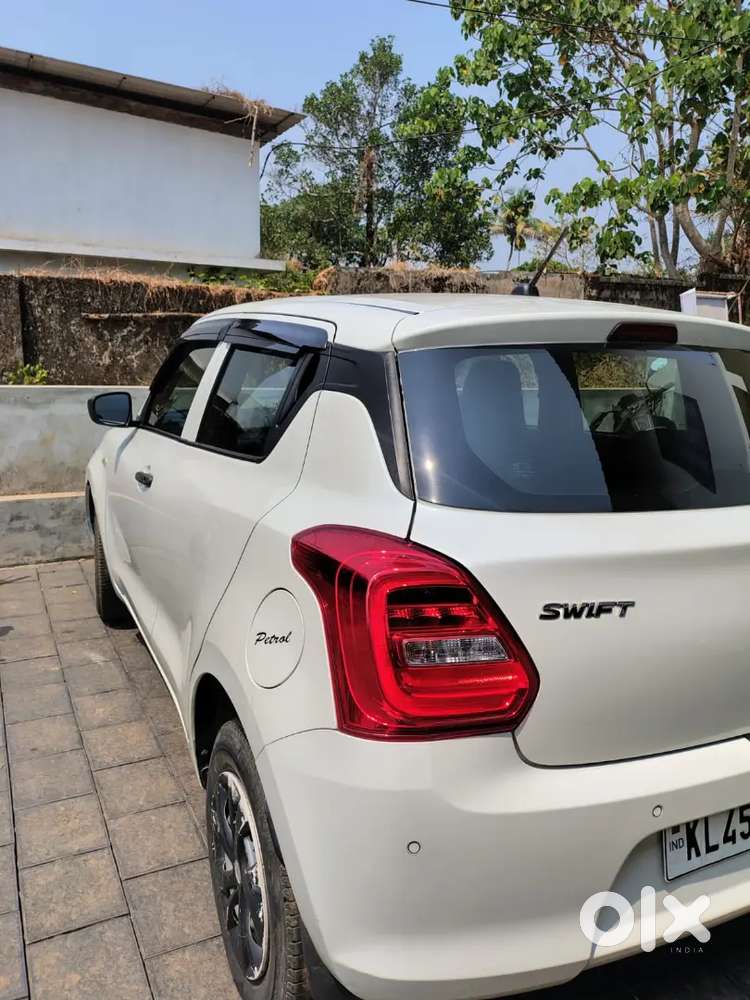 Maruti Suzuki Swift 2021 Lxi