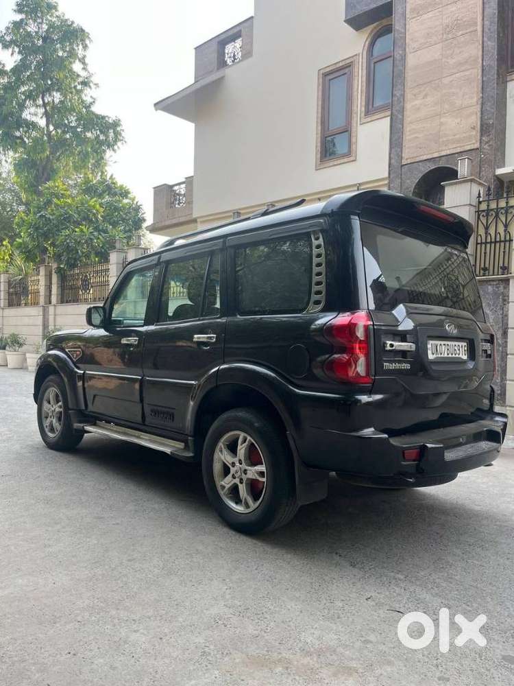 Mahindra Scorpio S4, 2016, Diesel