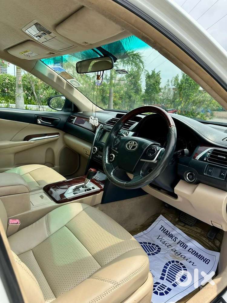 Toyota Camry 2013 Petrol Well Maintained
