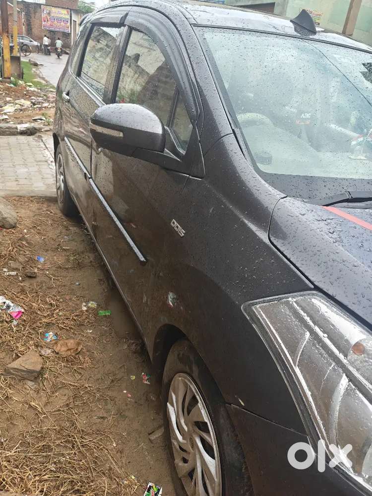 Maruti Suzuki Ertiga Vdi 2015