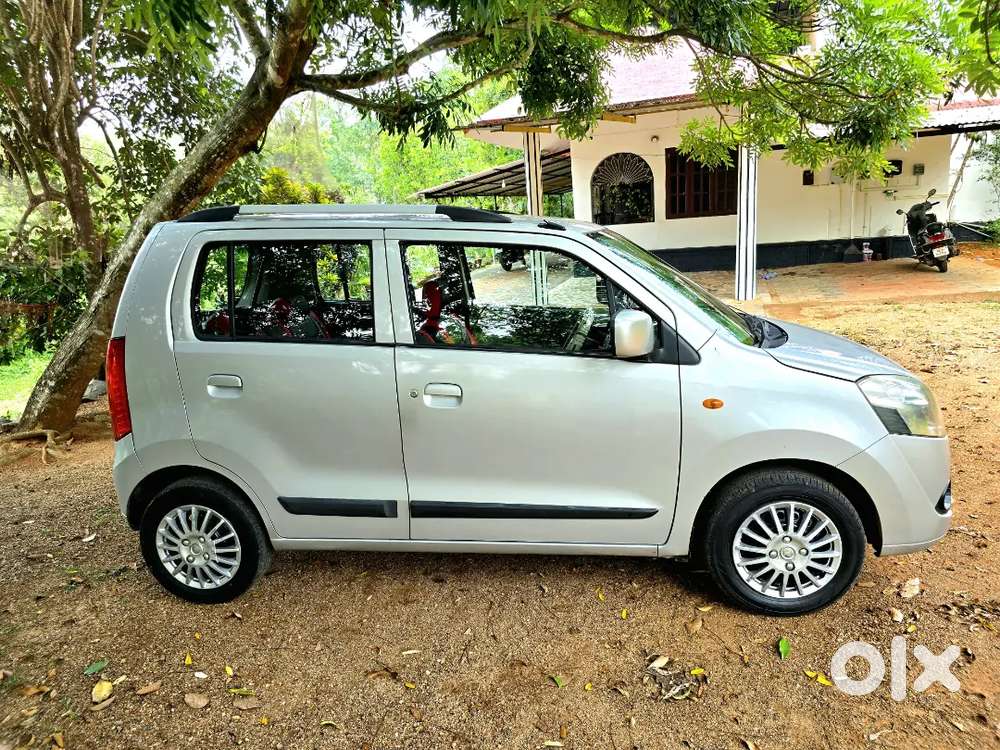 Wagon R Vxi 2010 
Paper Upto 2031
Company Service