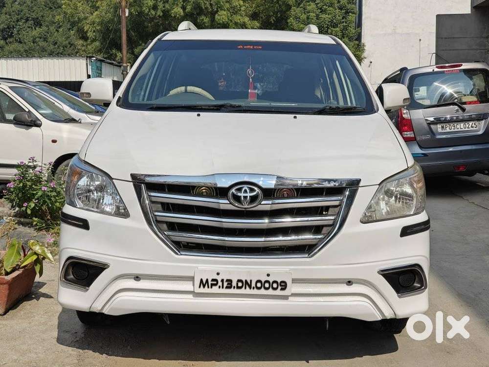 Toyota Innova 2.5 G (diesel) 8 Seater, 2013, Diesel