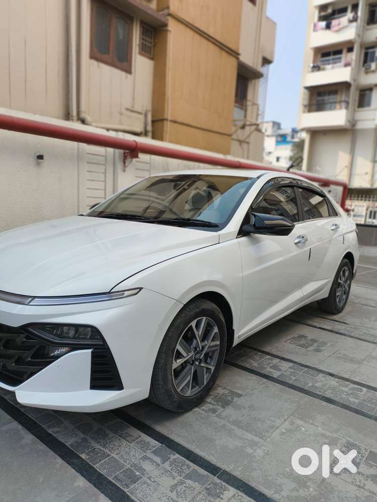 Hyundai Verna 1.5 Sx Petrol Mt, 2023, Petrol