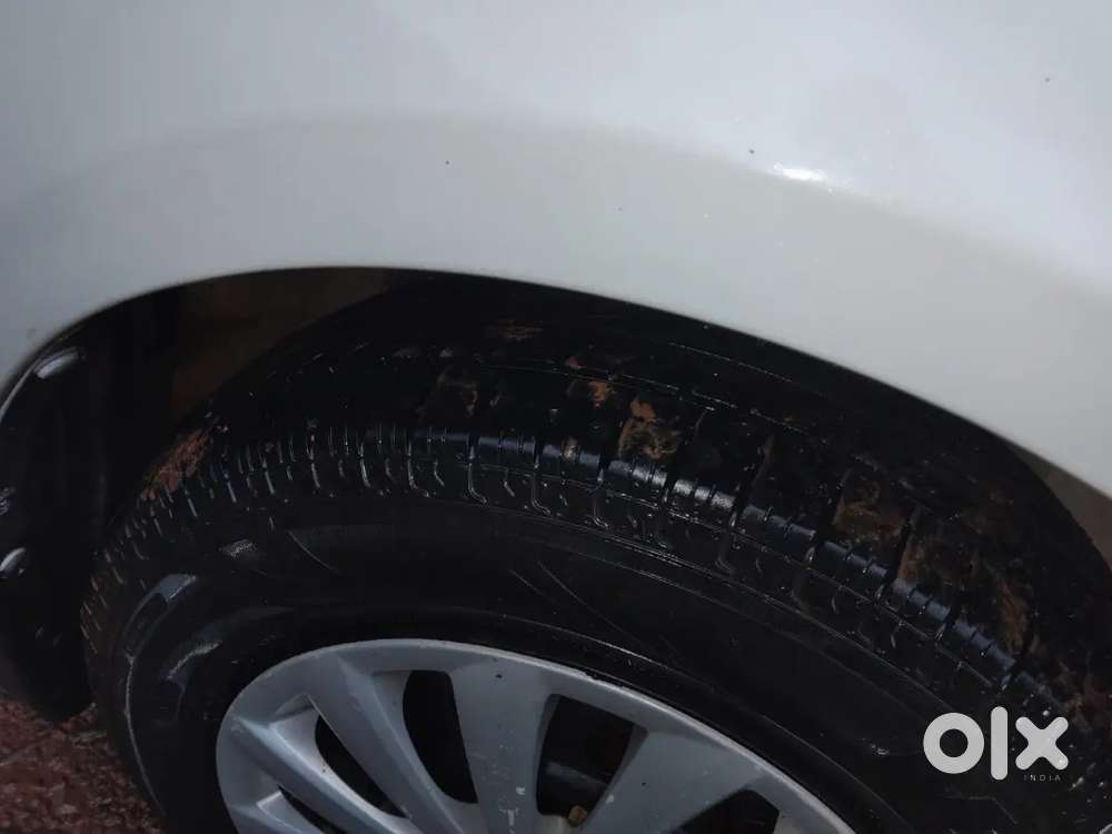 Maruti Suzuki Dzire 2011
