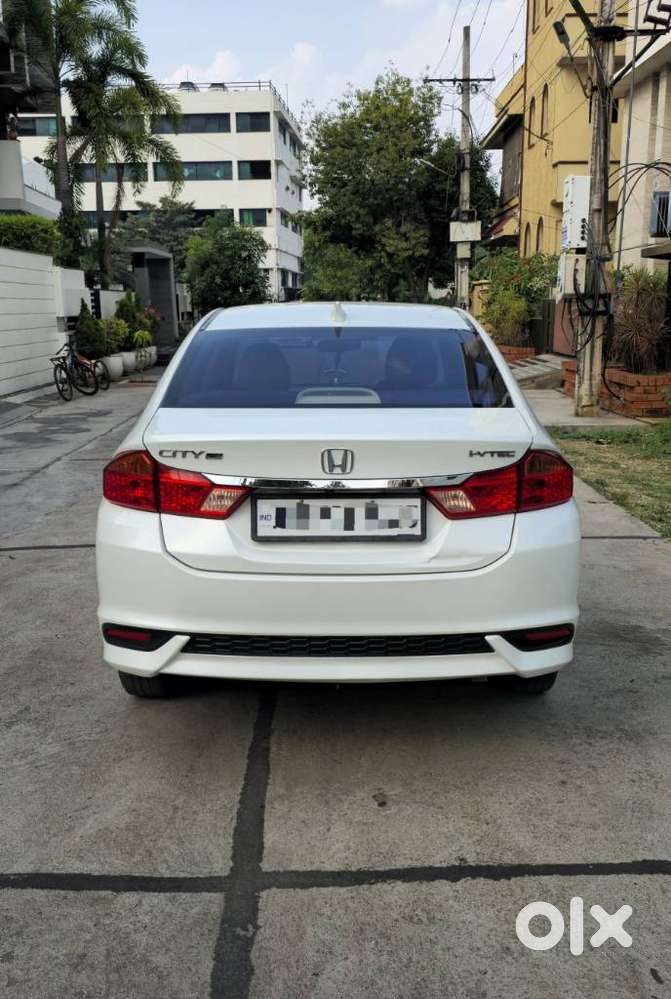 Honda City I-vtec V, 2017, Petrol