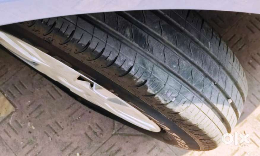 Maruti Suzuki Swift Dzire 1.2 Vxi Bsiv, 2016, Petrol