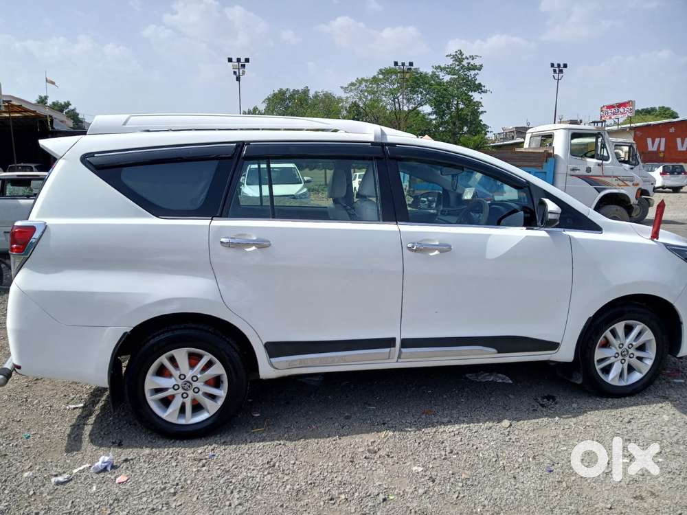 Toyota Innova Crysta 2.4 G Mt 8s, 2018, Diesel