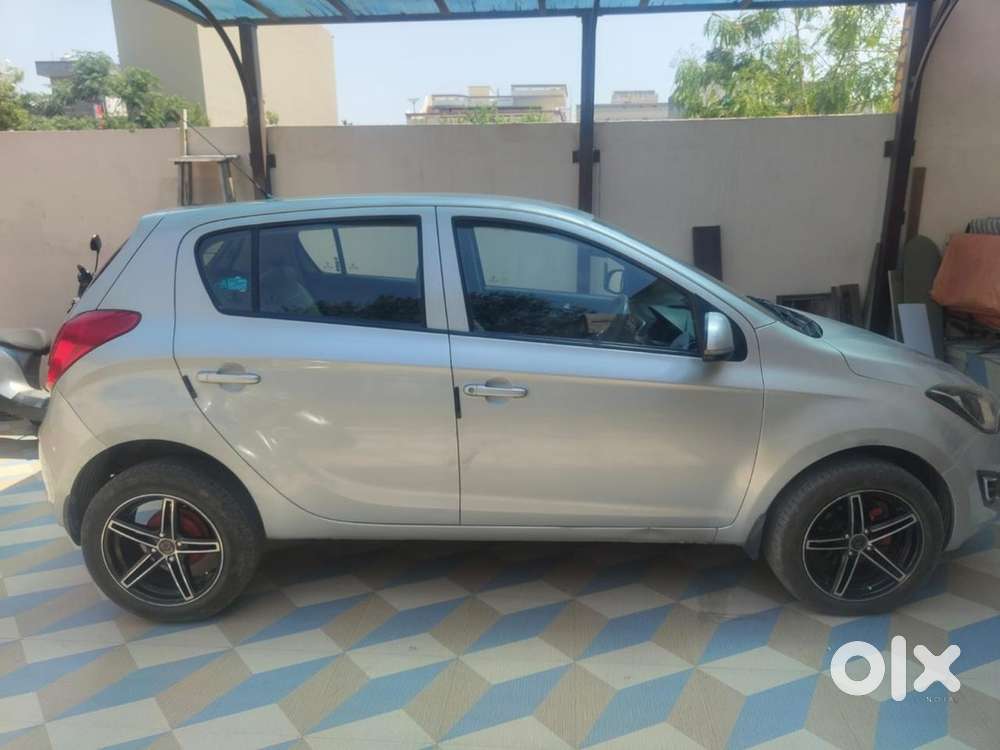 Hyundai I20 2012 Diesel 102400 Km Driven