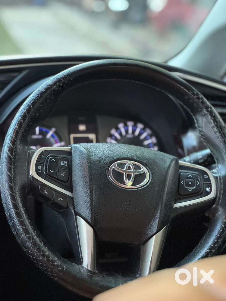 Toyota Innova Crysta 2.8 Gx At 8s, 2017, Diesel