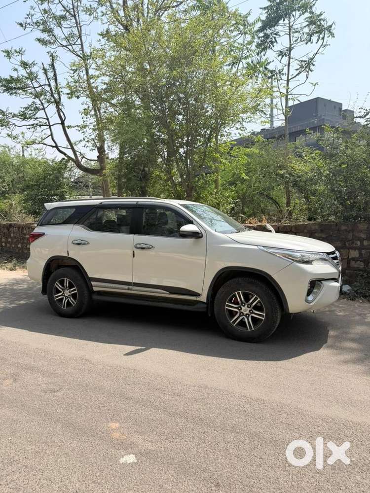 Toyota Car Diesel 2017