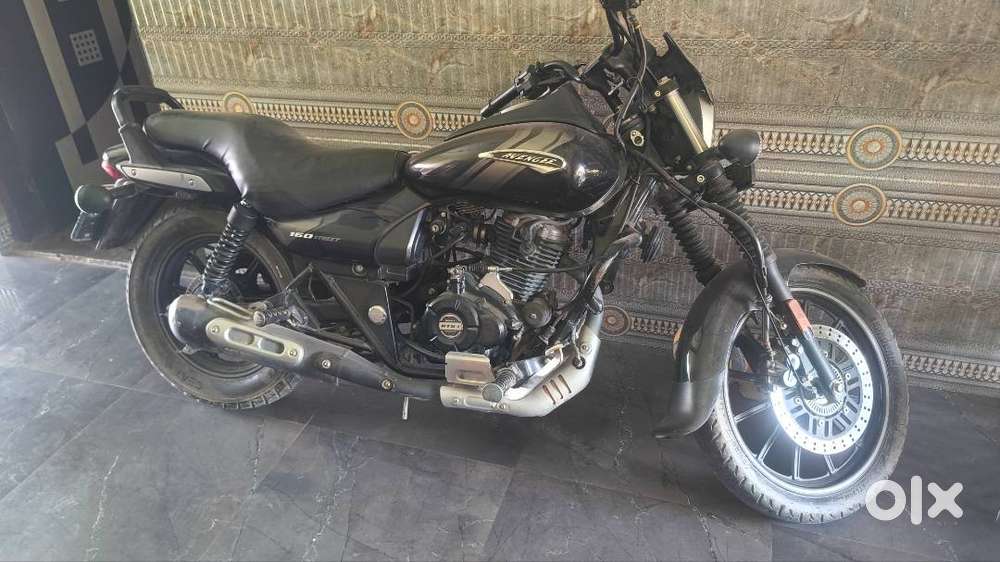 2022 Bajaj Avenger Street