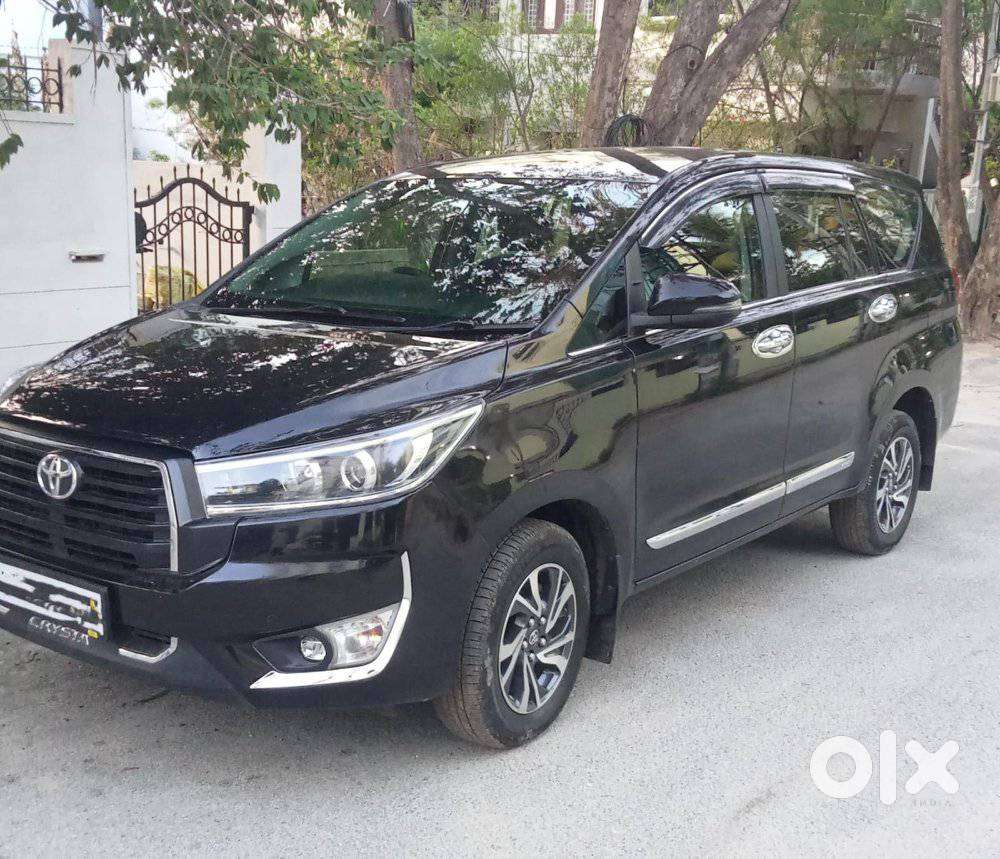 Toyota Innova Crysta 2.4 V, 2025, Diesel
