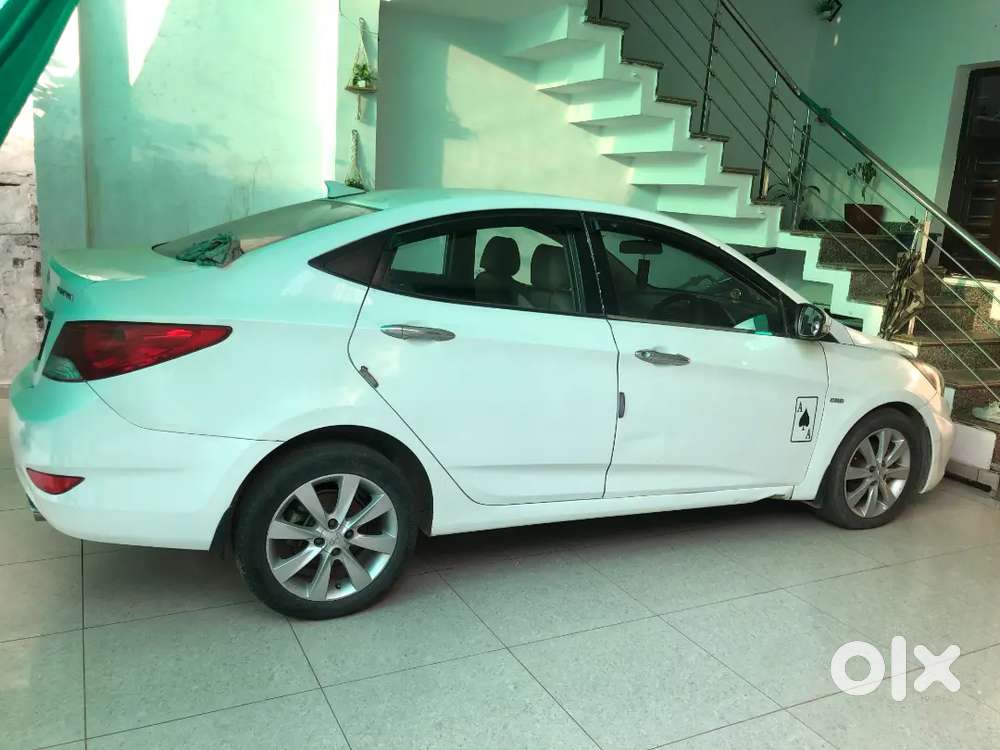 Hyundai Verna 2011 Diesel Colouwell Maintained , Good Condition