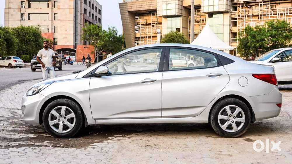 Hyundai Verna 1.6 Ex Vtvt, 2012, Petrol