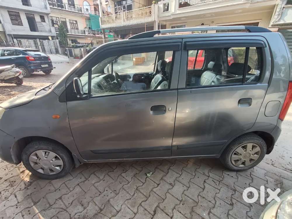 Maruti Suzuki Wagonr Lxi (jan 2013 Model)