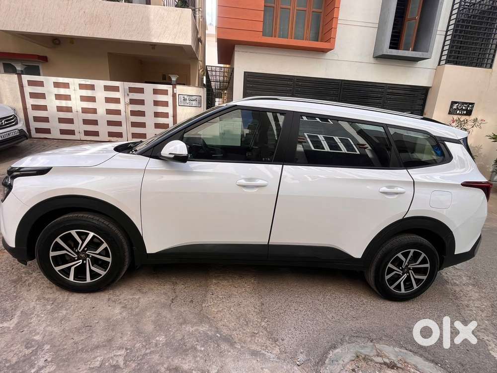 Kia Carens 1.4 Prestige 7 Str, 2023, Petrol
